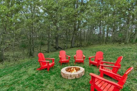 Harpers Ferry Cabin Hot Tub, Deck, Fire Pit, Wifi Екстериор снимка